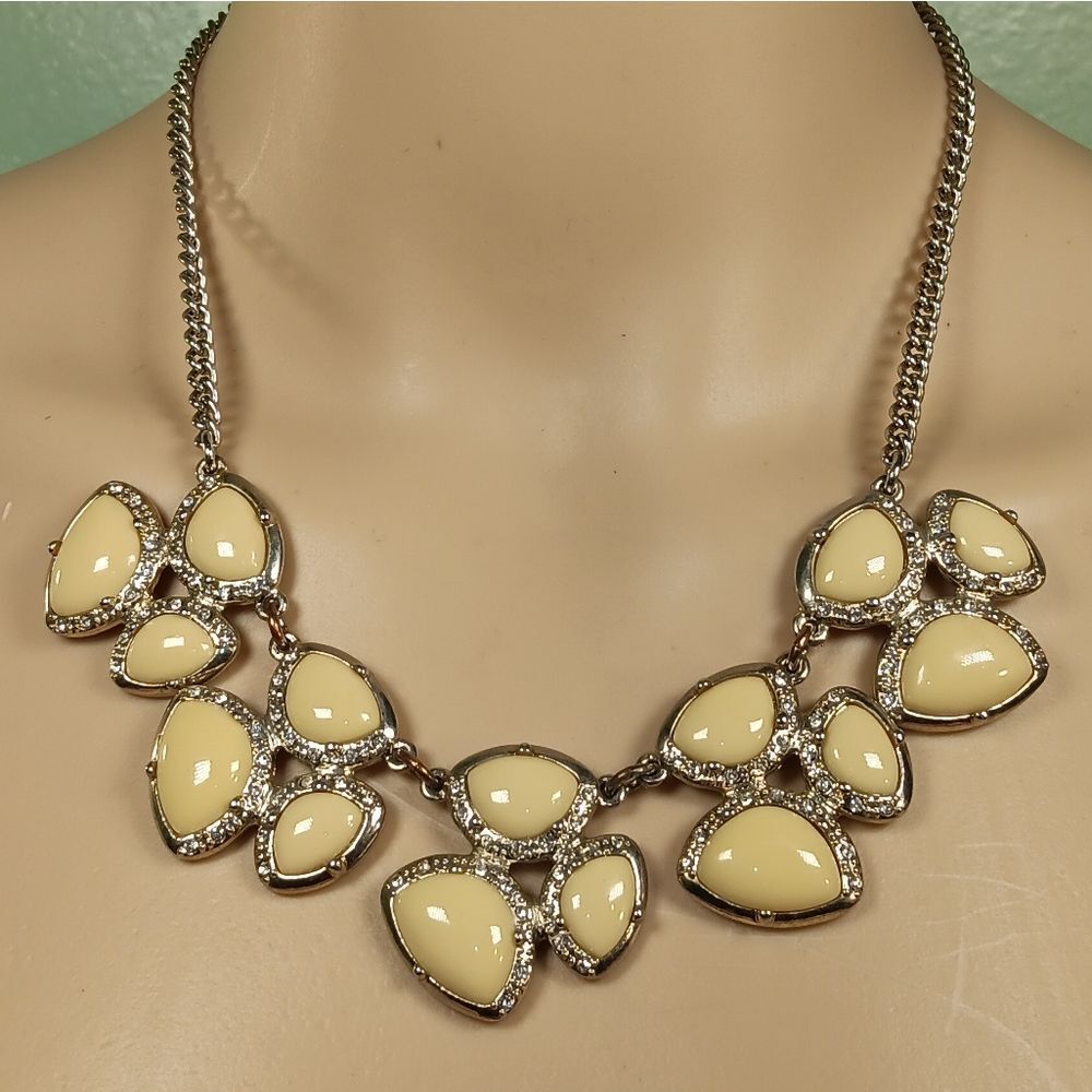 Ann Taylor necklace